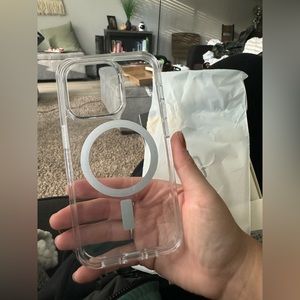 iPhone 14 pro otterbox clear MagSafe case